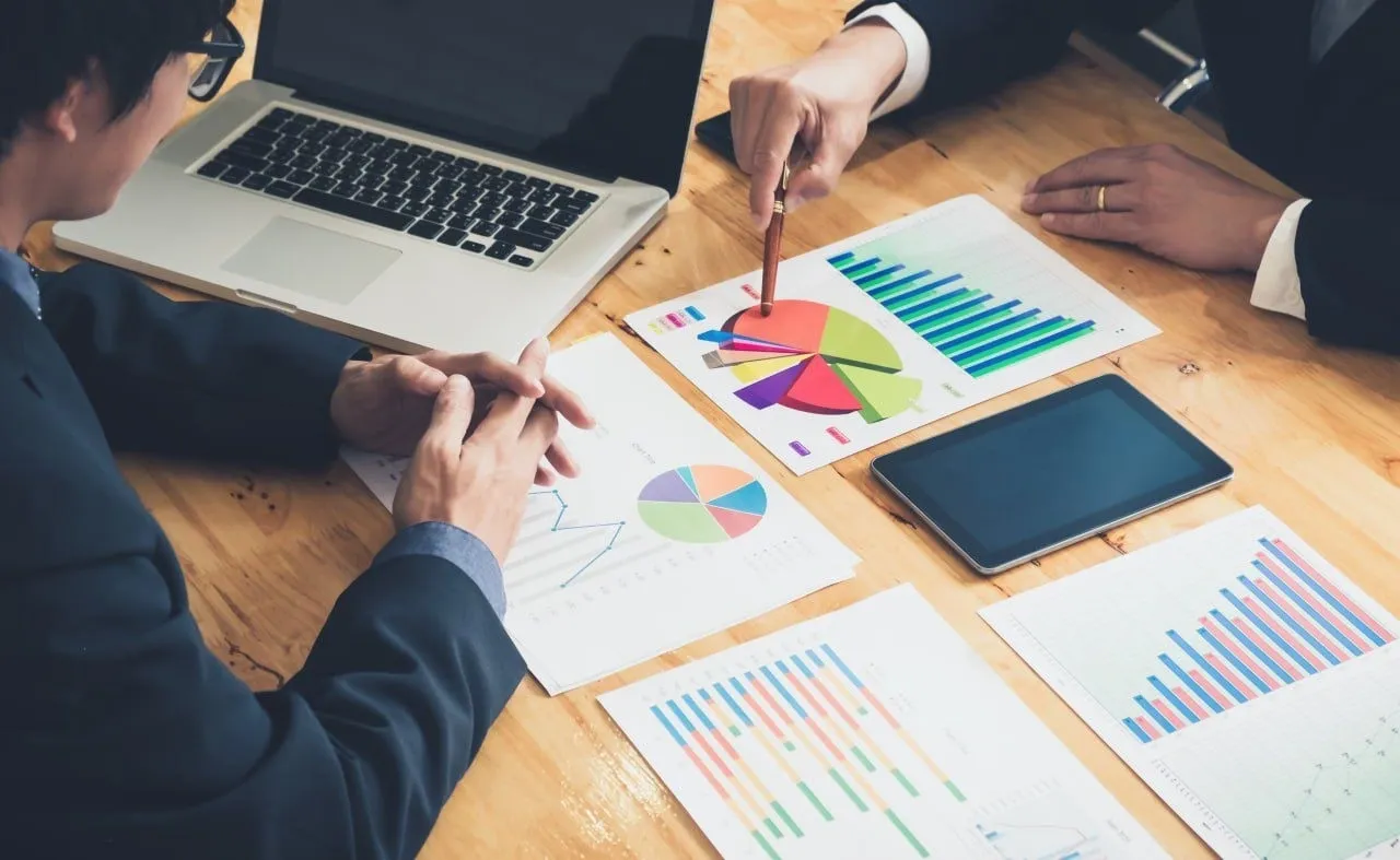 What are the key components of the Global Reporting Initiative ?